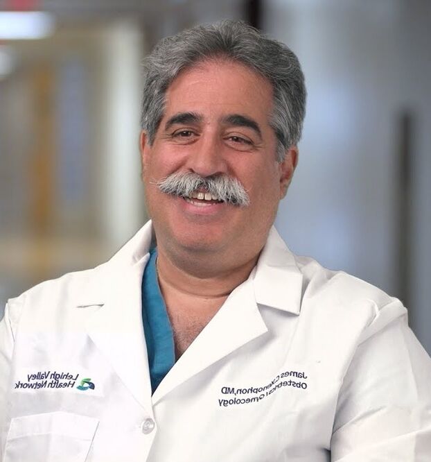 Médico Tricólogo Simon Diaz